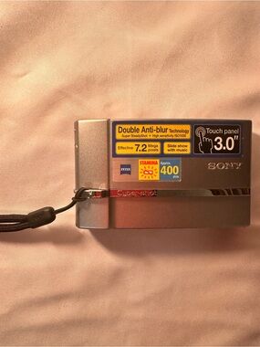 Sony Cyber-shot DSC-T50 Compact Digital Camera - Silver